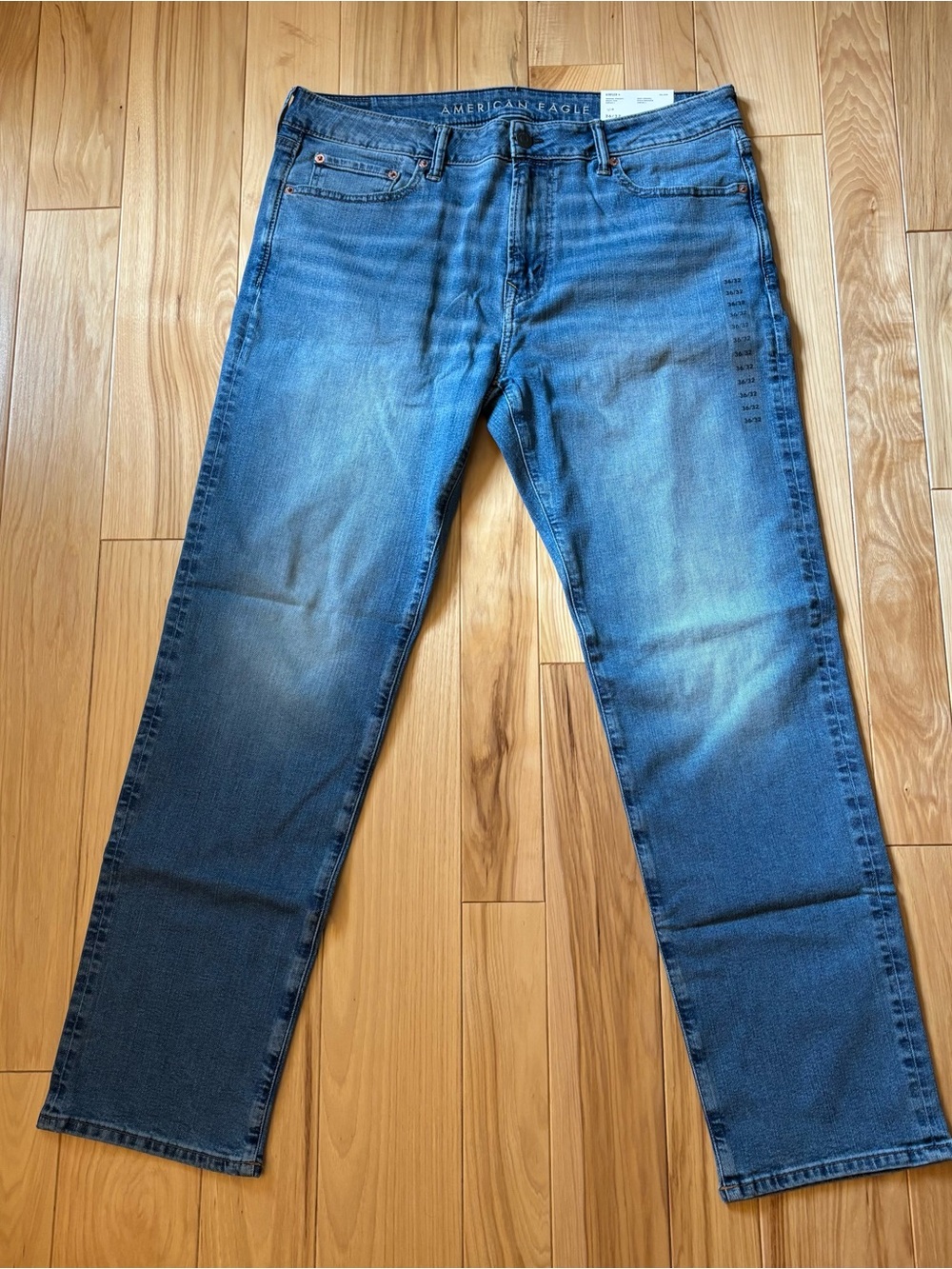 NEW American Eagle Airflex Original Straight Bright Star Jeans 36 x 32